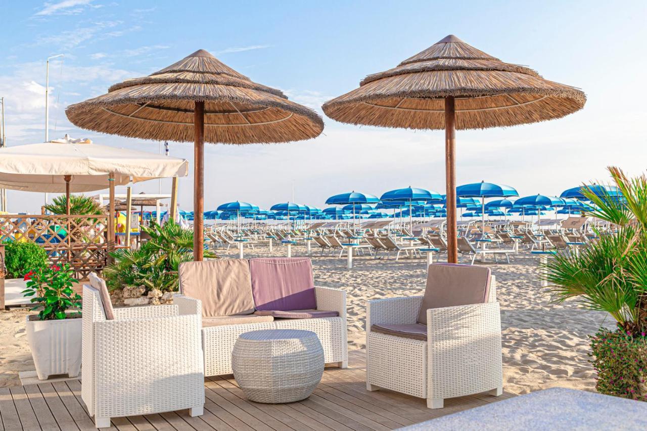 Evo Boutique Hotel & Spa Bellaria-Igea Marina Ngoại thất bức ảnh