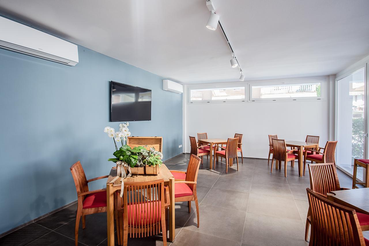 Evo Boutique Hotel & Spa Bellaria-Igea Marina Ngoại thất bức ảnh
