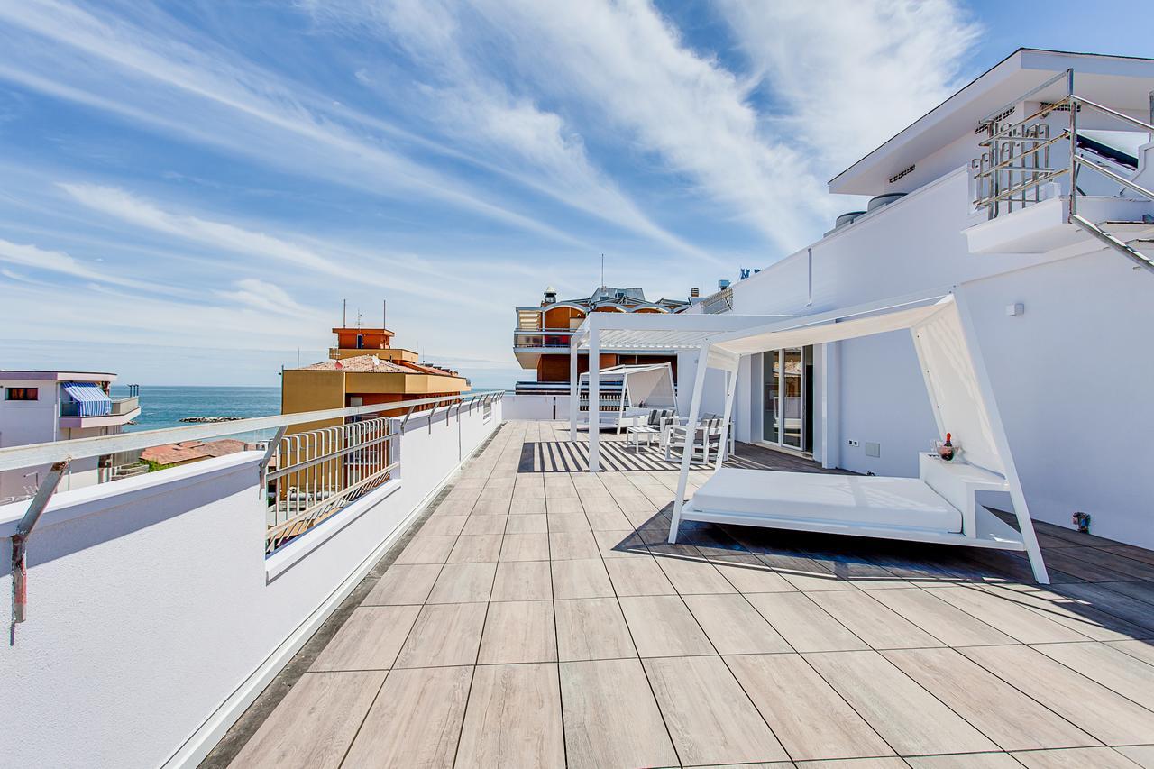 Evo Boutique Hotel & Spa Bellaria-Igea Marina Ngoại thất bức ảnh