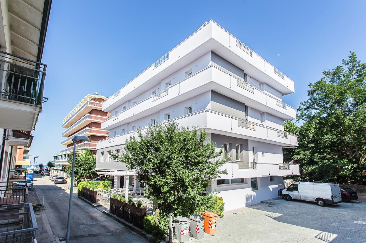 Evo Boutique Hotel & Spa Bellaria-Igea Marina Ngoại thất bức ảnh
