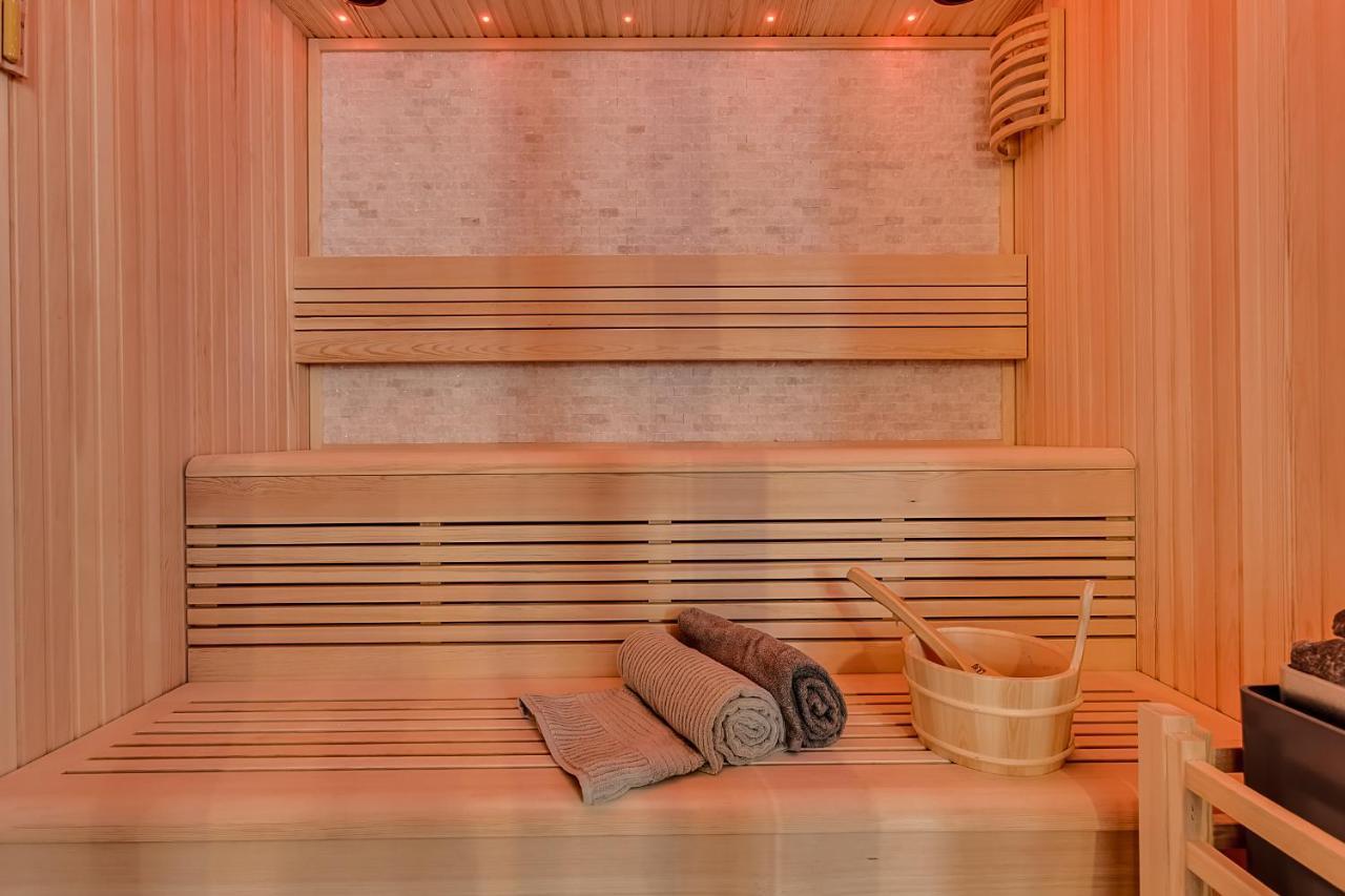 Evo Boutique Hotel & Spa Bellaria-Igea Marina Ngoại thất bức ảnh