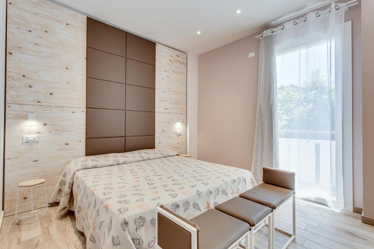 Evo Boutique Hotel & Spa Bellaria-Igea Marina Ngoại thất bức ảnh