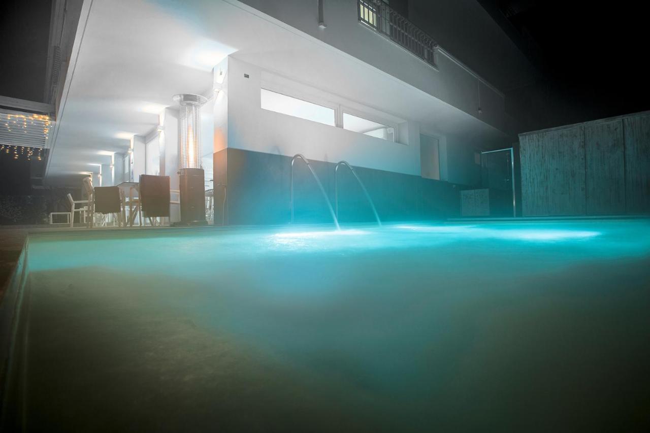 Evo Boutique Hotel & Spa Bellaria-Igea Marina Ngoại thất bức ảnh